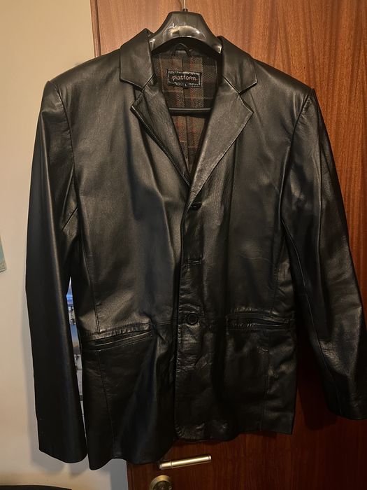 Casaco cabedal en estado NOVO tamnho L