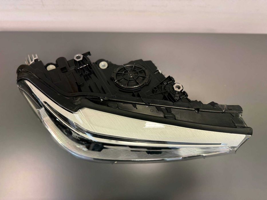 Prawa Lewa Lampa Reflektor BMW 5 G30 G31 Przed Lift Adaptive LED