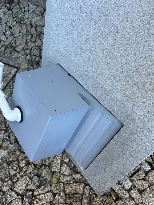 Placa em Granito com recorte da pia