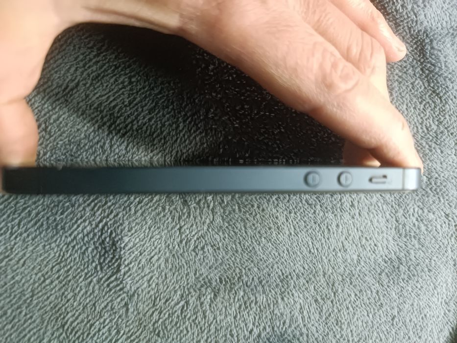 Продам iphone 5 32 gb