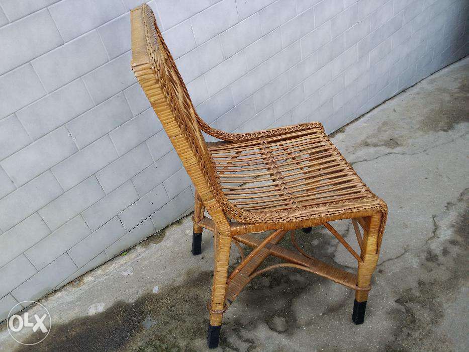 Cadeira feita de vimes