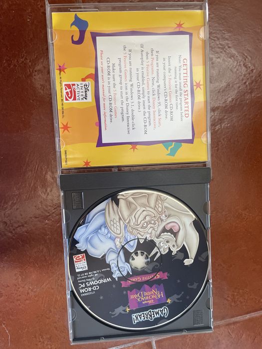 Jogo PC CD-ROM - O Corcunda de Notre Dame: 5 Festive Games (Disney GameBreak)