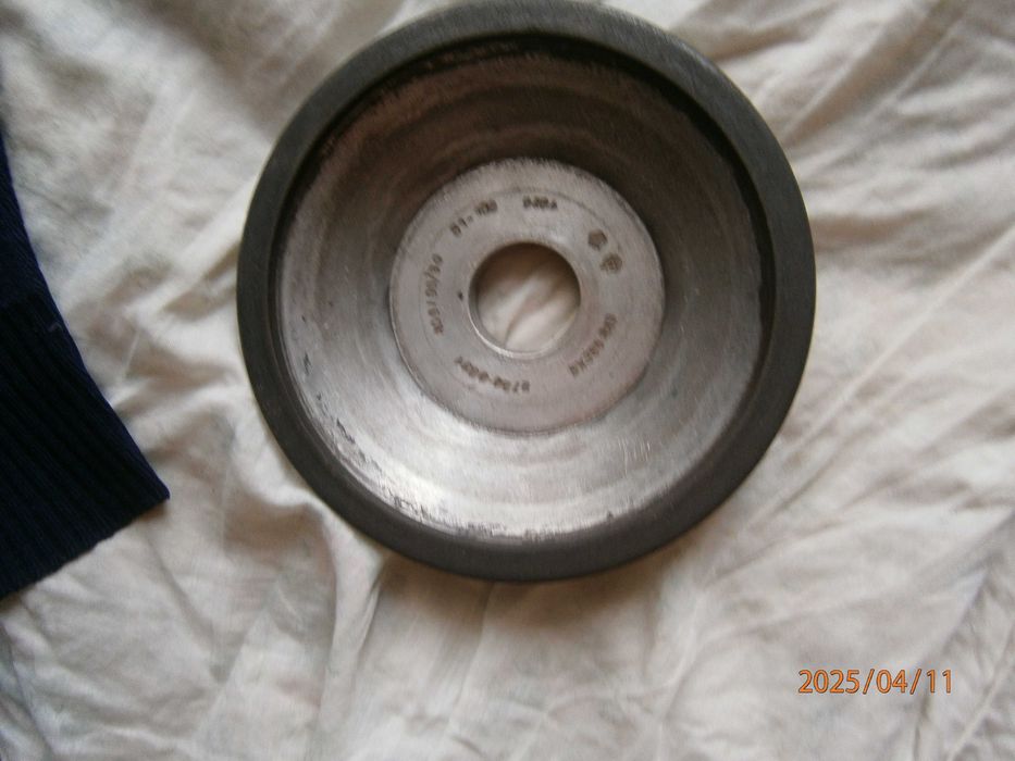 алмазная чашка для заточки инструмента.