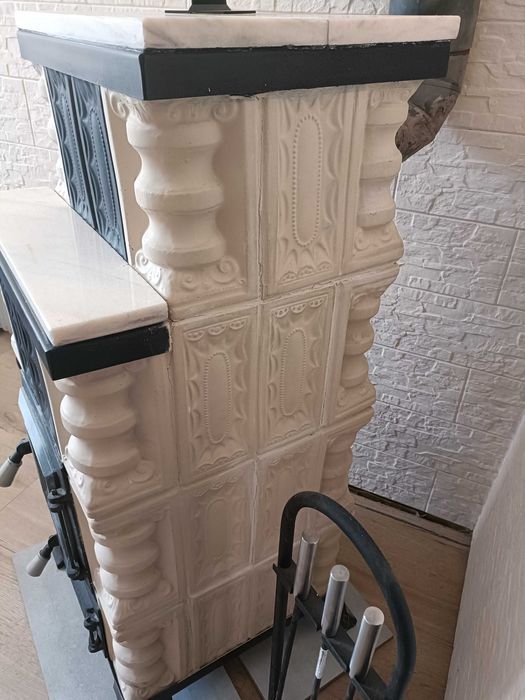 Piec Kaflowy ceramiczny kominek ręcznie robiony wymiary 46x46x107