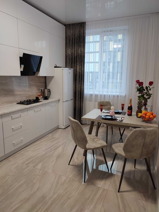 ПодобовоПогодинно!-2х.км АвтовокзалНовобудова.Надаю звітні документи