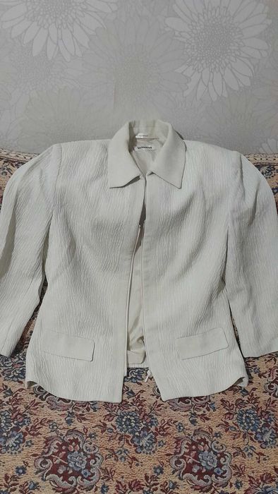 Классический белый пиджак на подкладке. Франция
