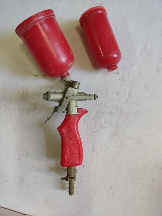 Краскопульт пневматичний компактний