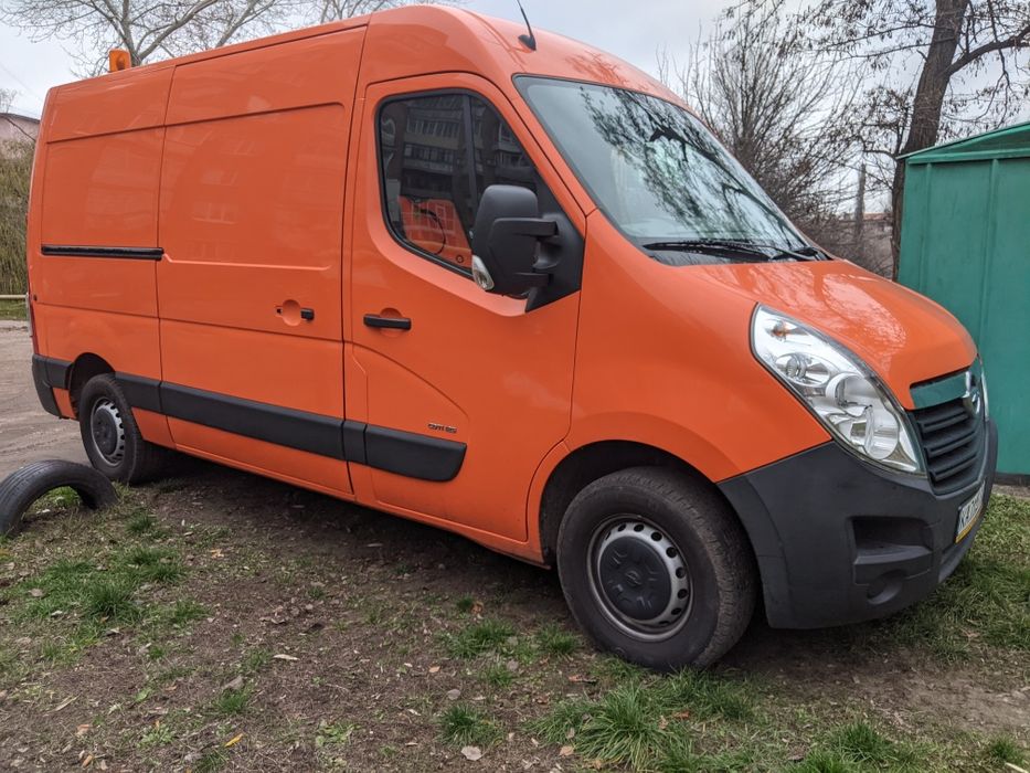 Вантажоперевезення. Вантажне таксі. . Вантажники. Вантажні перевезення