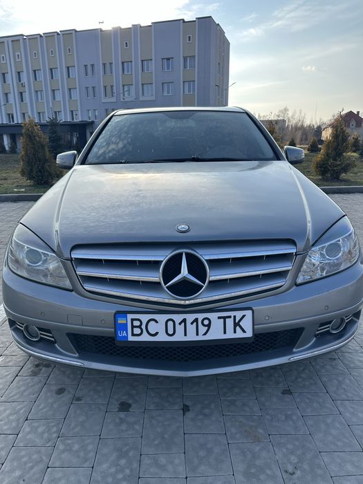 Mercedes-Benz C180 Limited