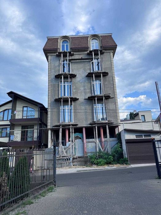 Дом под жильё или бизнес в Аркадии, ул. Тенистая, близко Аркадия