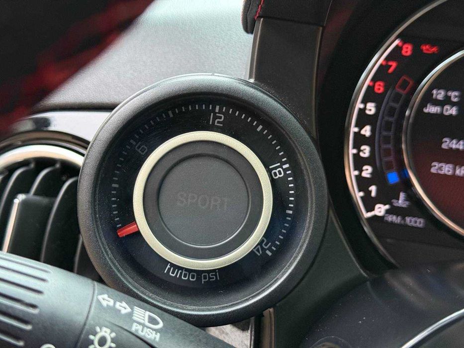 Abarth Fiat 500 2014