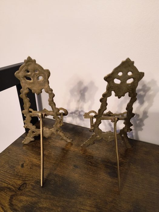 Miniaturowa mosiężna stara sztaluga 2 szt.