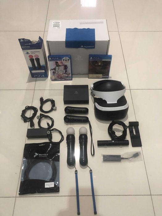 Gogle PlayStation + Kamera V2 + 4x Kontrolery Move