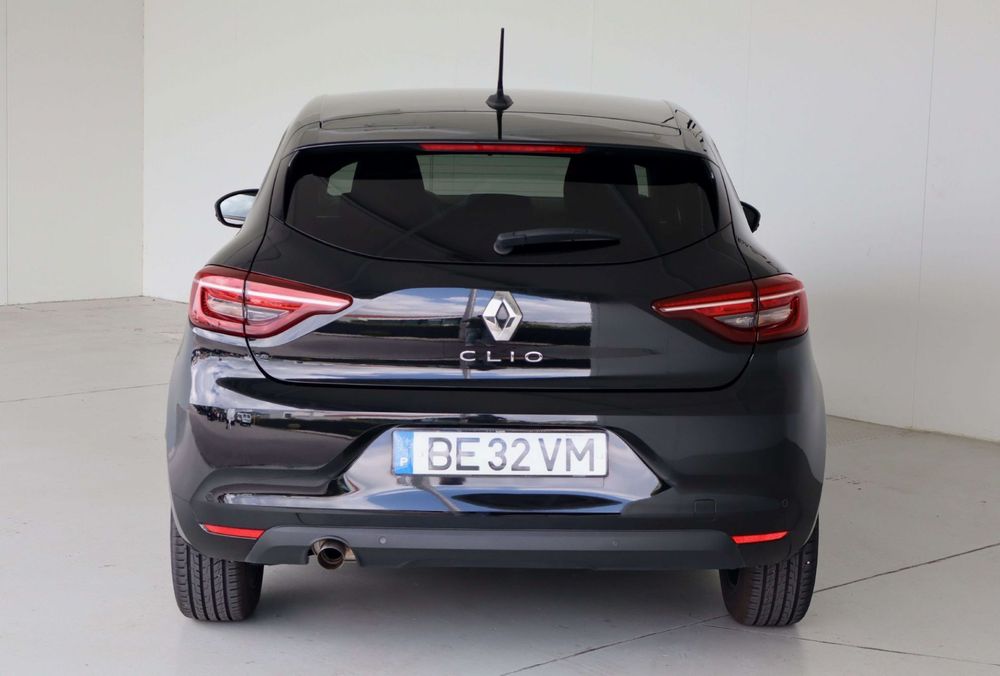 Renault Clio523518262809743365