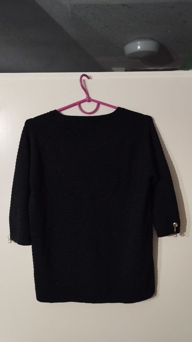 Парижский шик: Сияющий джемпер с жемчугами от Les Étoiles Claires