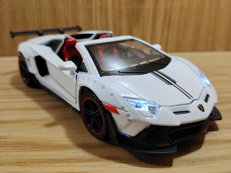 Модель Lamborghini Aventador Cabrio 1:32 Автоэксперт Металл свет звук