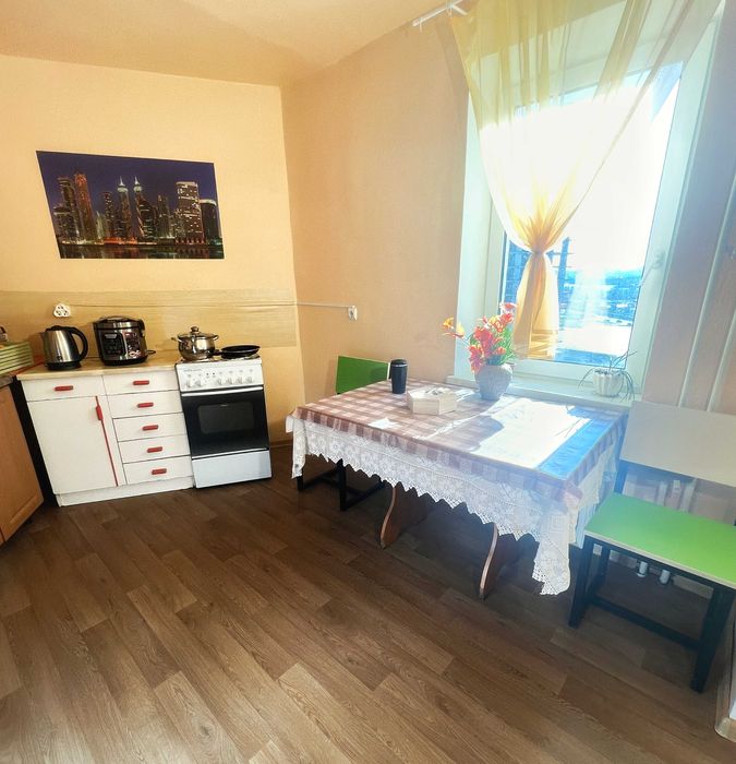 Хостел! Место в комнате на 4 человека! ТЦ Global UA/Троещина!