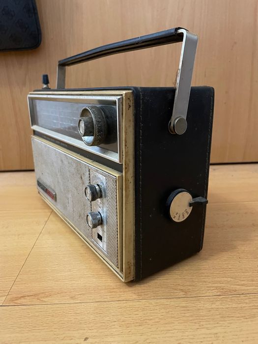 Rádio da marca sony