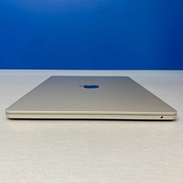 Apple MacBook Air 15.3" | 2025 | M4 10-Cores | 16GB | 512GB | Starlight