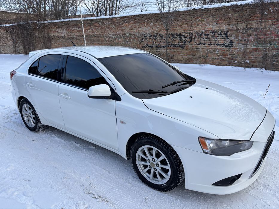 Mitsubishi Lanсеr 2011,1.8, механика, в отличнейшем состоянии!