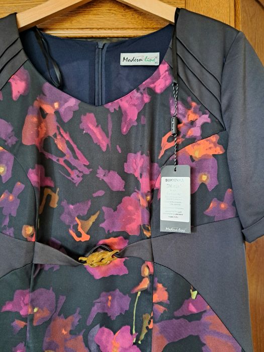 Elegancka sukienka roz 46