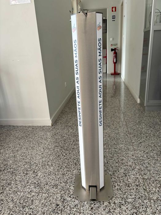 dispensador desinfetante de chão