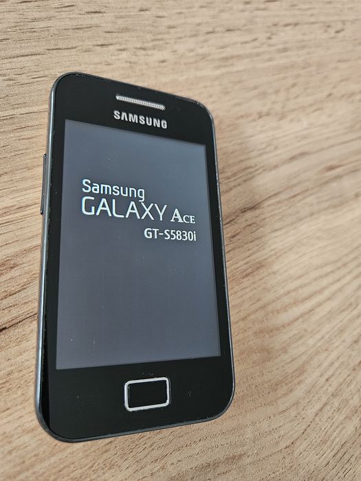 Samsung Galaxy Ace