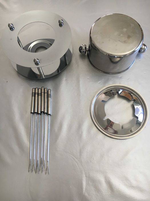 Fondue em metal para 6 pessoas