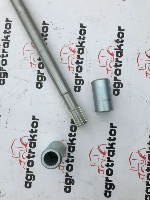 Wał napędowy z tulejami do Farmtrac 'a 690 dt