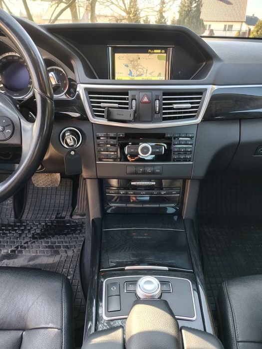 E220 Sedan W212 stan bardzo dobry