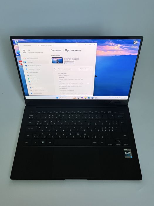 Samsung galaxy book 2pro i7-1260p 16/512gb 13,3 FHD oled