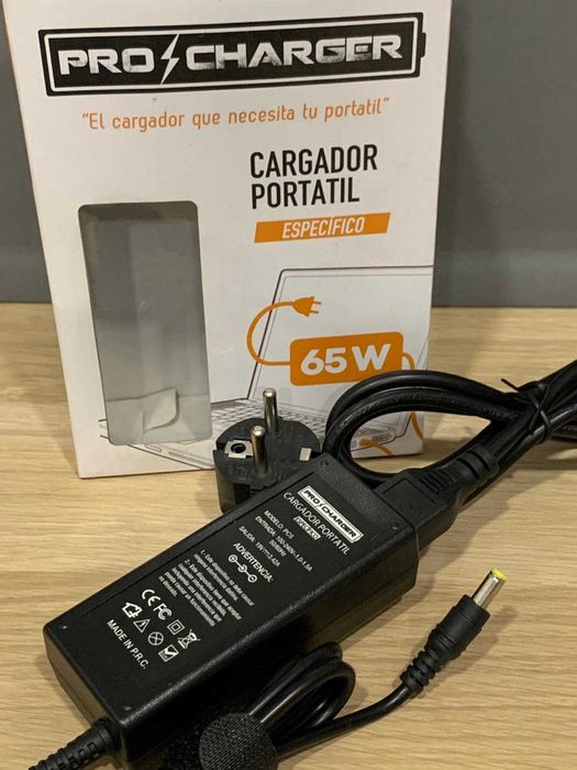 Carregador Universal 19V/3.42A 65W Pro Charger