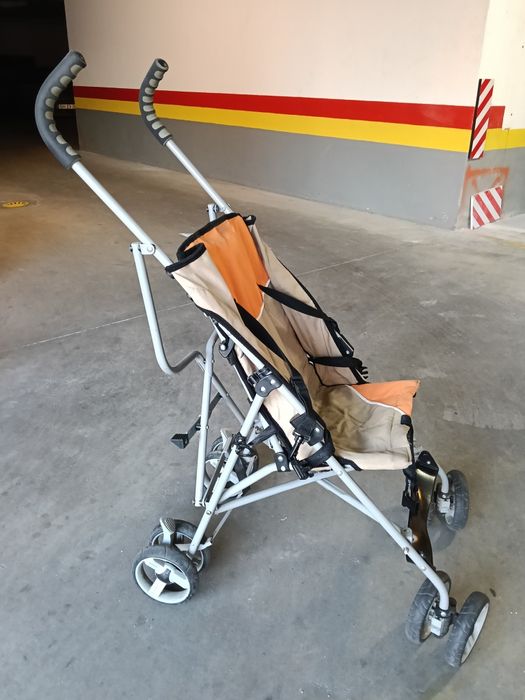 Carrinho de bebé