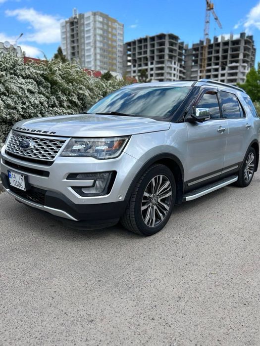 Ford Explorer Platinum