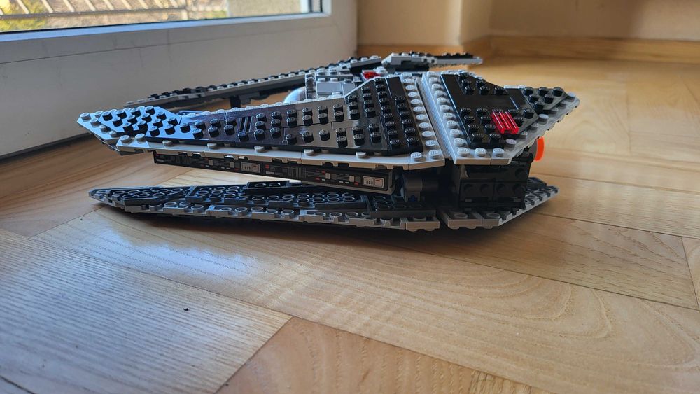 LEGO 9500 Sith Fury Class Interceptor  Tylko statek Niekompletny