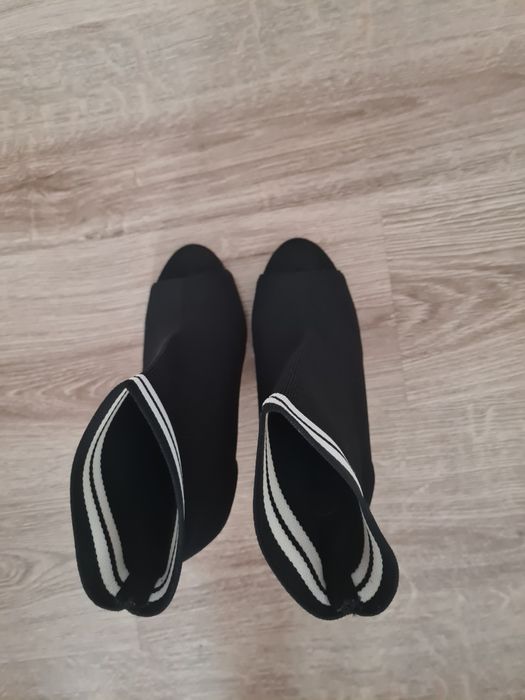 Buty skarpetkowe 41