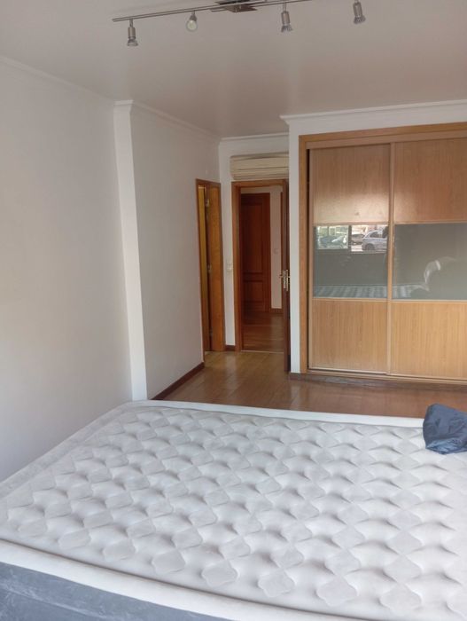 Quarto com banheiro, solteiro ou casal