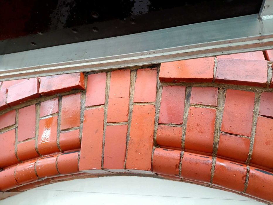 Czyszczenie elewacji, Kostki, Dachów oraz Piaskowanie i Sodowanie