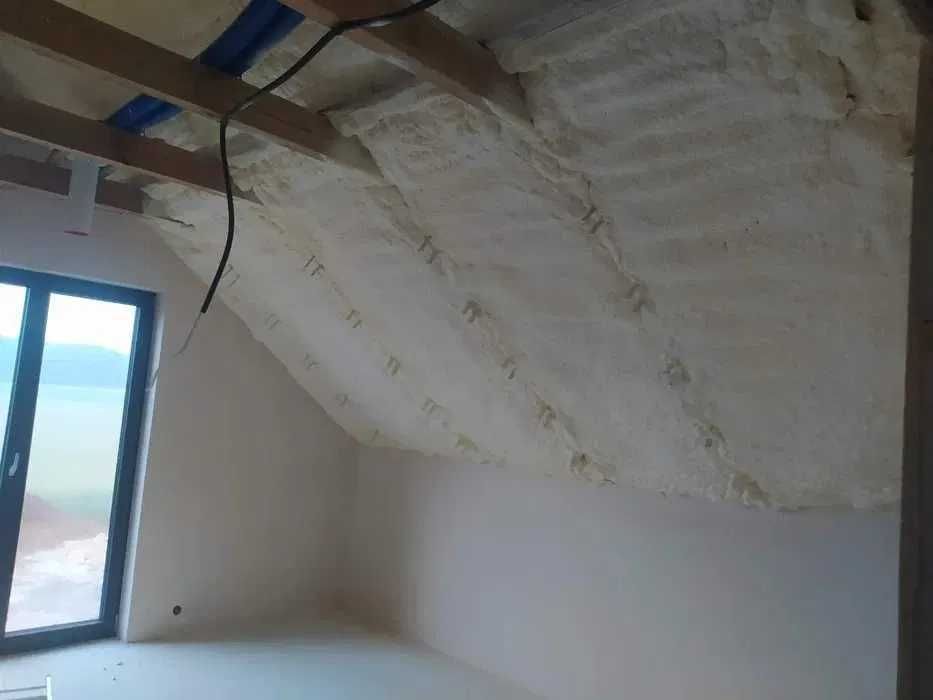 Ocieplenie pianą PUR od 48 zł/m² |Poddasza, stropy, Pianka| Poddębice
