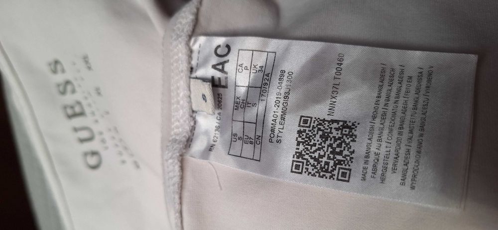 T-shirt S, M Guess damski gumowe srebrne logo