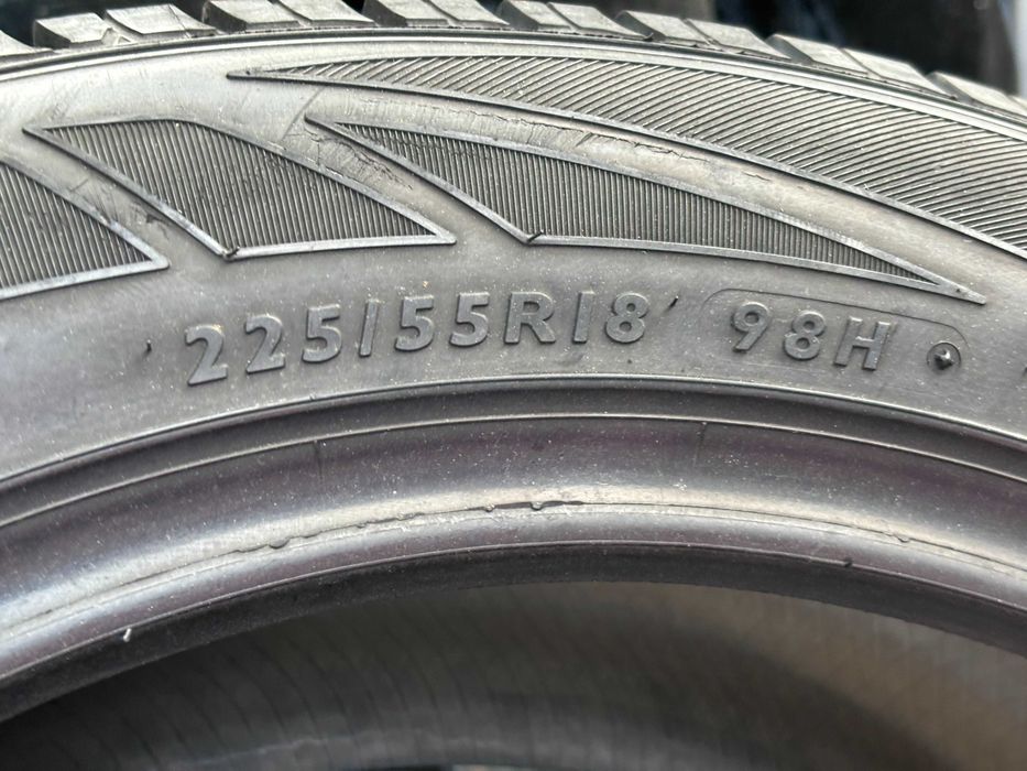 225-55-R18 DUNLOP SP SPORT- комплект летней  резины GERMANY 2023