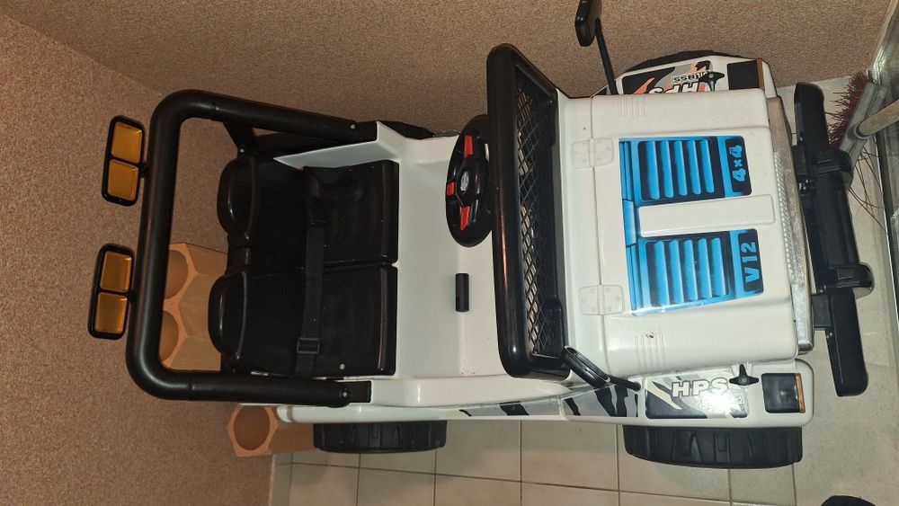 Jeep elétrico criança