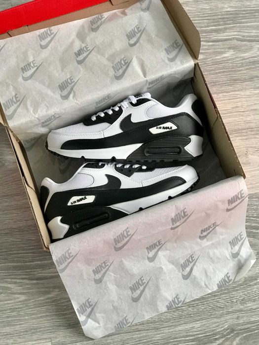 Чоловічі кросівки Nike Air Max 90 "Black/White" Розміри 40-45
