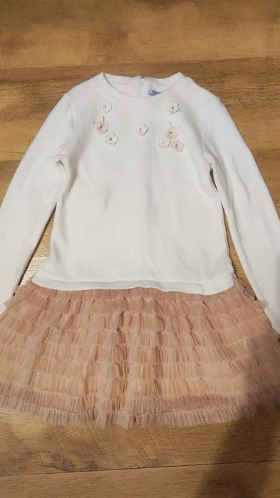 Продам плаття  для дівчинки