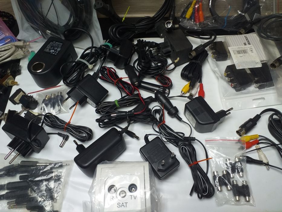 Kable  zasilacze ładowarki  euro czincz din przejsciowki i inne