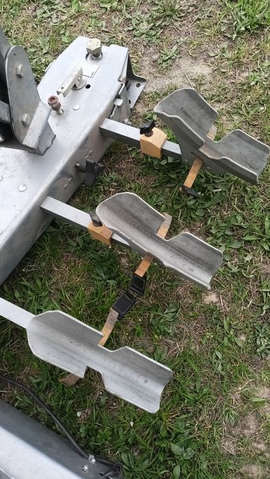 Bagażnik rowerowy spinder  na 3 rowery