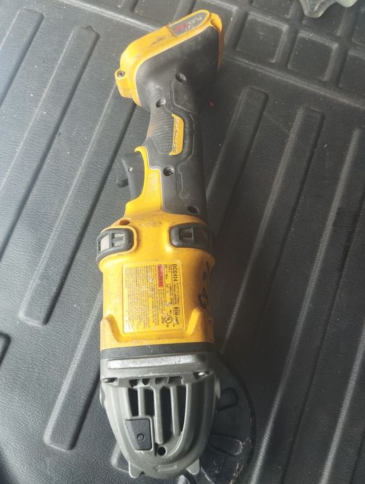 Болгарка Dewalt dcg414