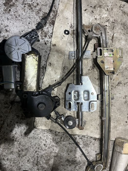 стеклоподьемники електро  ваз 2109, 21099, 2114,