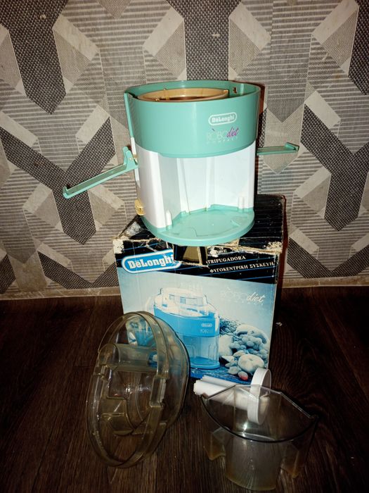 Продам Соковыжималкау