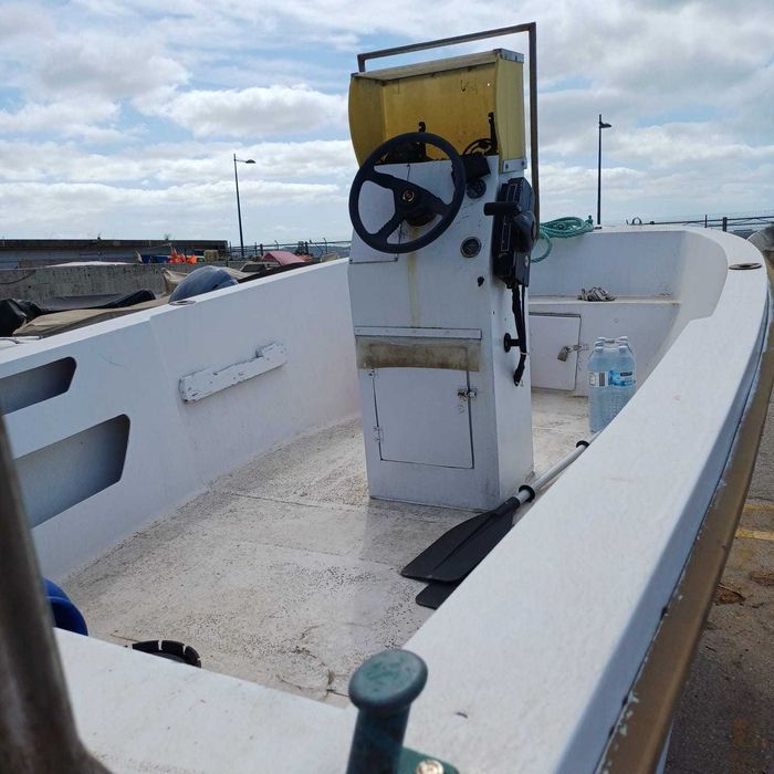 Barco Fibramar 4.8m com atrelado e palometa